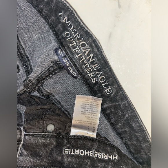 American Eagle Jean Shorts - Picture 4 of 4